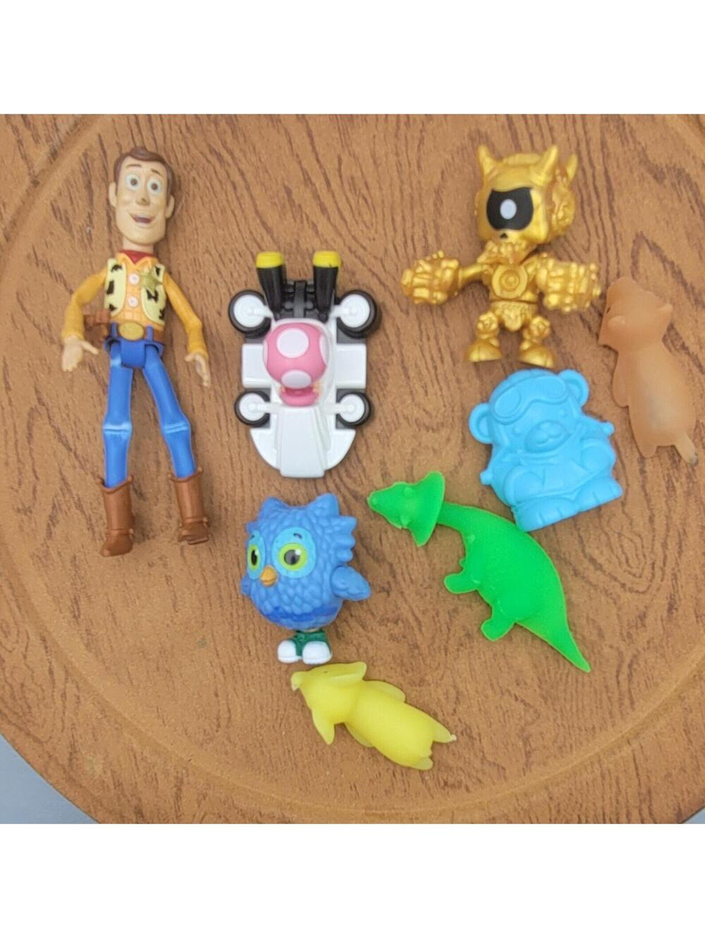 Disney Pixar Woody Mario Toad Owl Bear Toy Figure Lot of 8 Plastic Toys